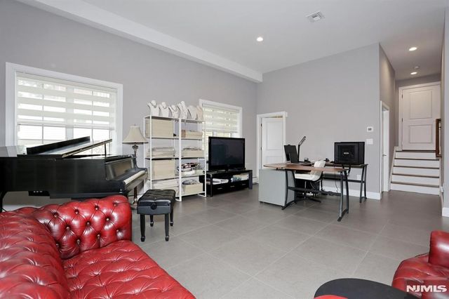 807 Inwood Terrace B, Fort Lee, NJ 07024