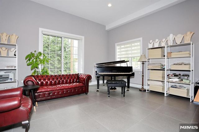 807 Inwood Terrace B, Fort Lee, NJ 07024