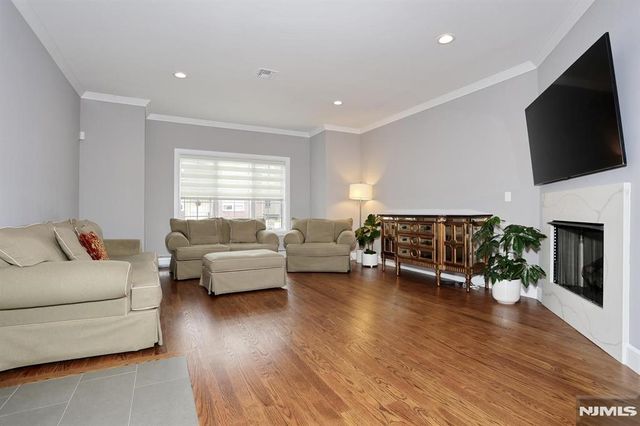 807 Inwood Terrace B, Fort Lee, NJ 07024