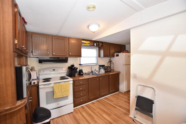 264 Old Wilson Rd., Longs, SC 29568