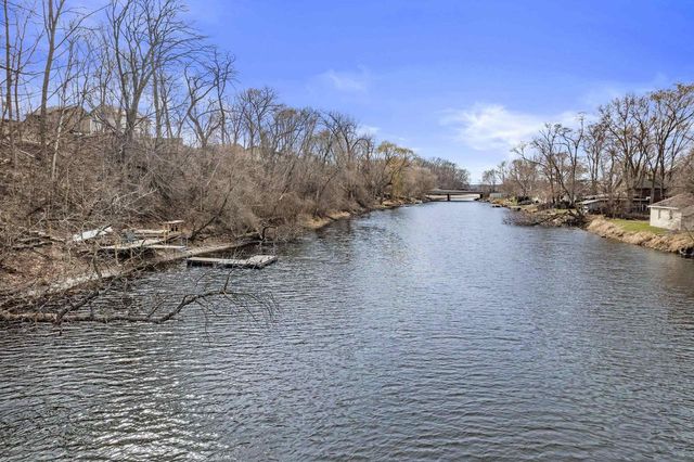 129 E Water Street, Montello, WI 53949