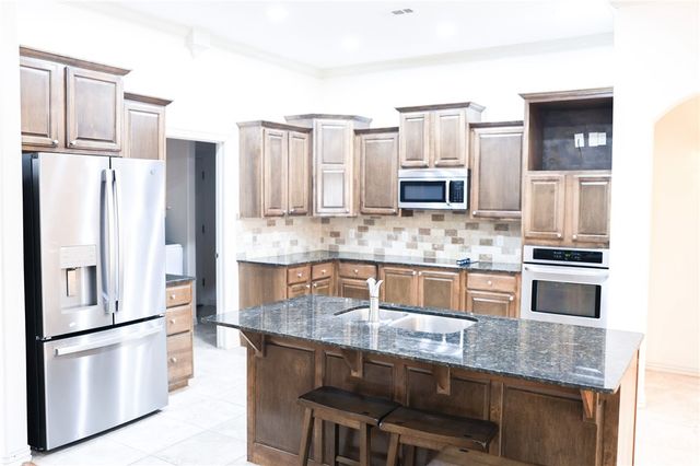 3800 SW High Point Avenue, Bentonville, AR 72712