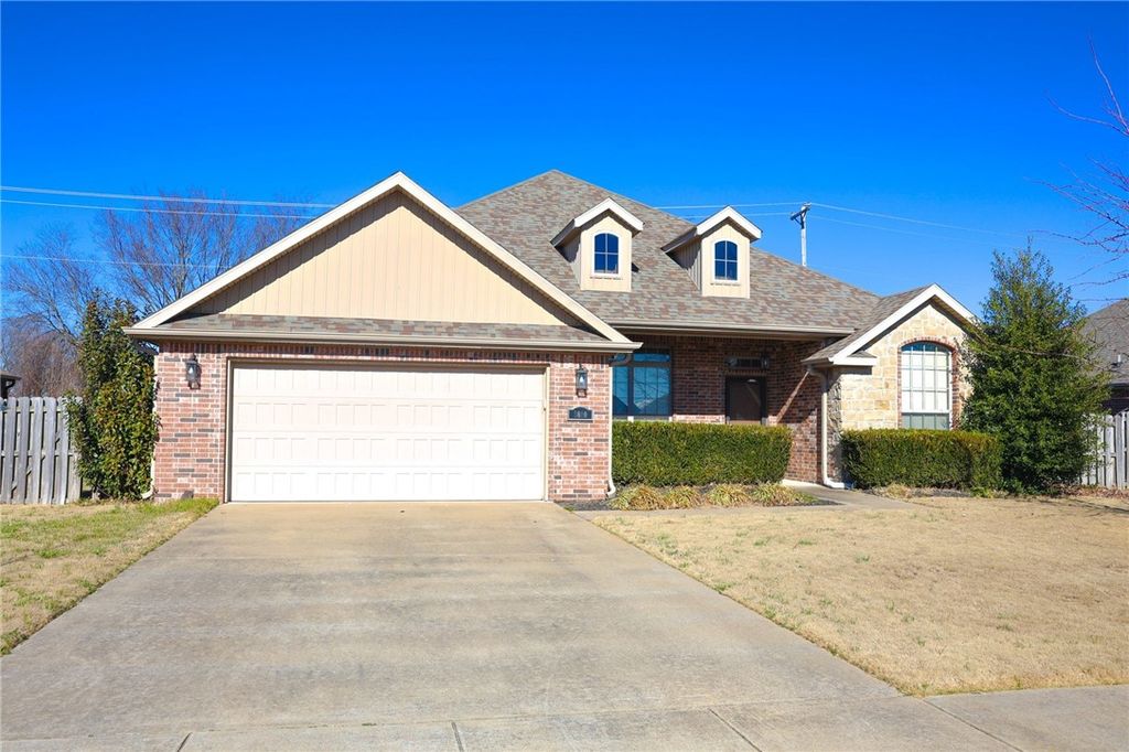 3800 SW High Point Avenue, Bentonville, AR 72712