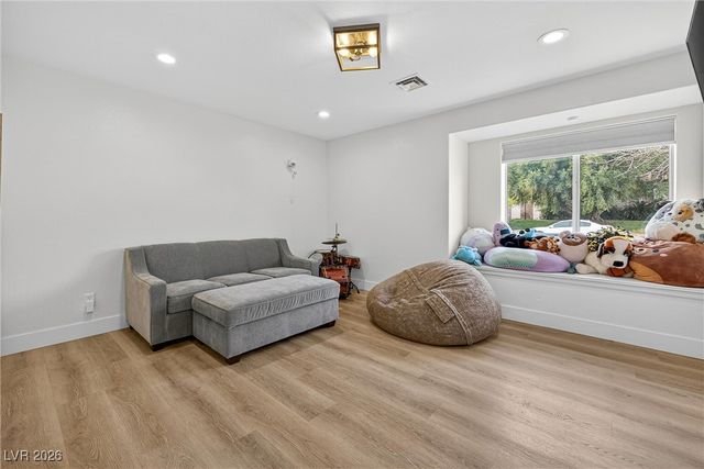 3236 Cliff Sieler Court, Las Vegas, NV 89117