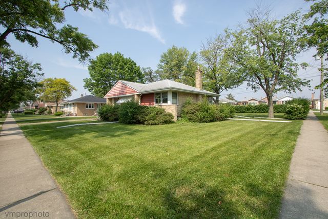 4515 N Redwood Drive, Norridge, IL 60706