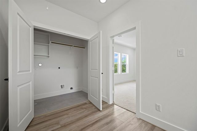 870 W Little York Road B, Houston, TX 77091