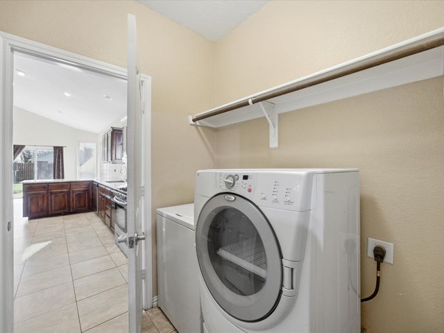 5204 Grayson Ridge Drive, Fort Worth, TX 76179