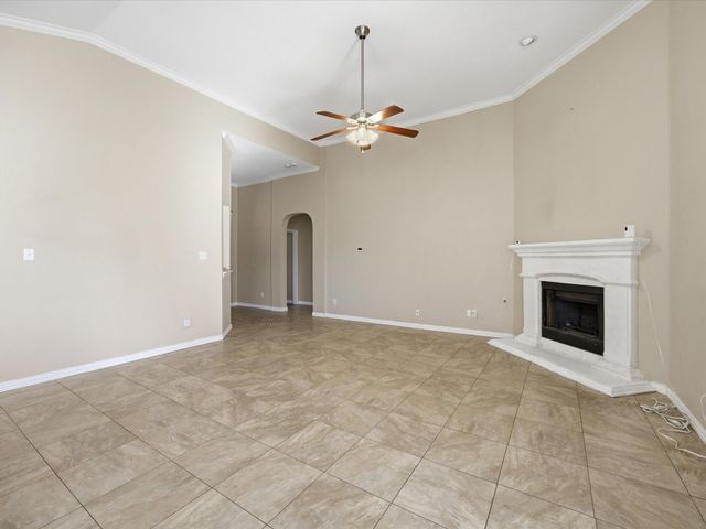 5204 Grayson Ridge Drive, Fort Worth, TX 76179