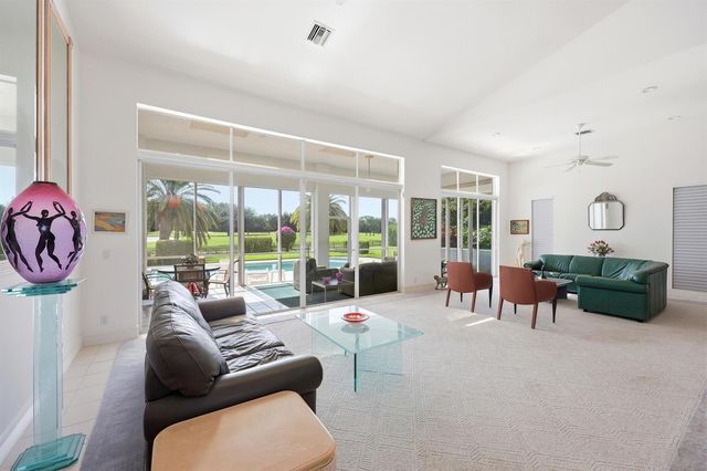 173 N Village Way, Jupiter, FL 33458