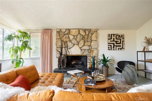 2020 Liliano, Sierra Madre, CA 91024