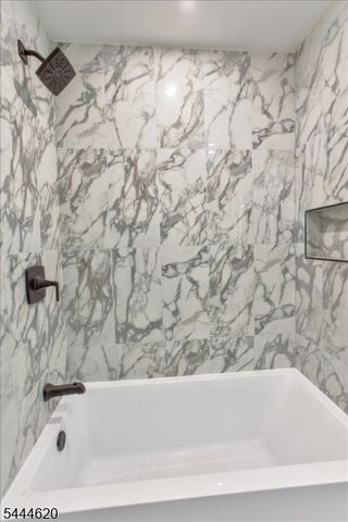 152 N Clinton St, East Orange City, NJ 07017