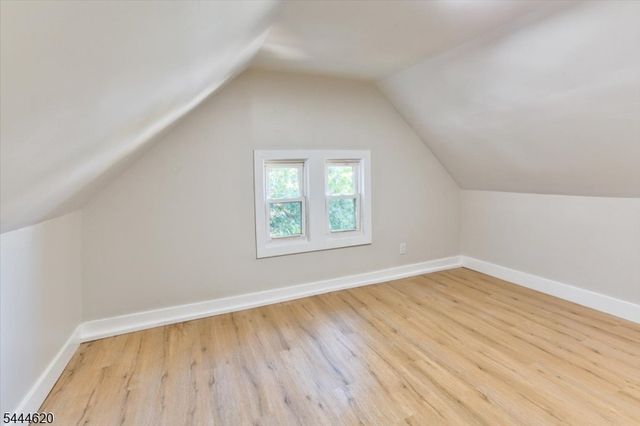 152 N Clinton St, East Orange City, NJ 07017