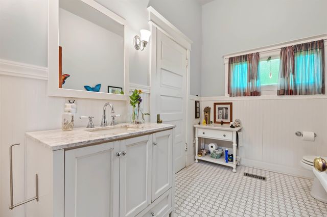 2000 S Battery Street, Little Rock, AR 72202