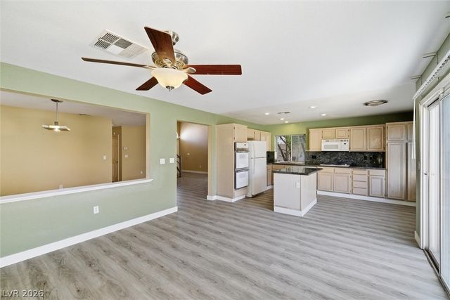 2341 Queen Bee Court, Las Vegas, NV 89134