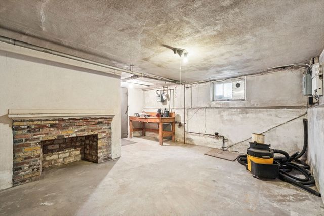 160 Cedar Avenue, Arlington, MA 02476