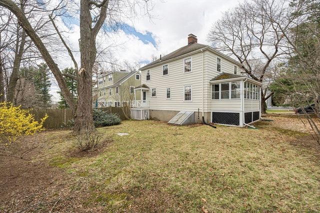 160 Cedar Avenue, Arlington, MA 02476