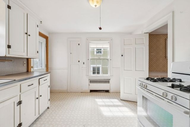 160 Cedar Avenue, Arlington, MA 02476