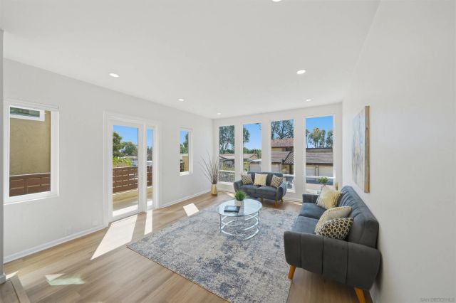 6930 Camino Pacheco, San Diego, CA 92111