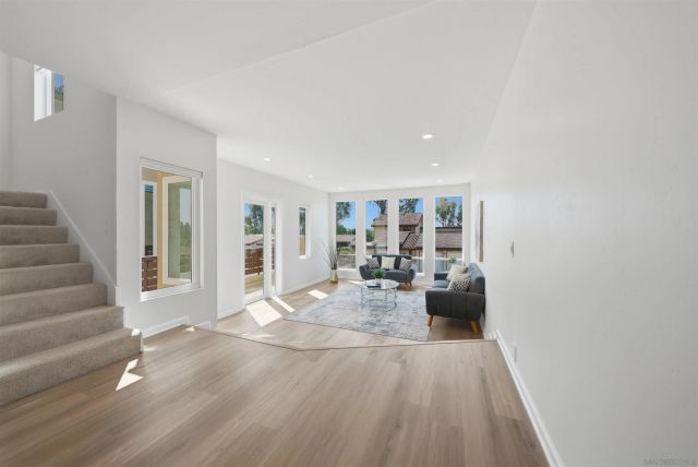 6930 Camino Pacheco, San Diego, CA 92111