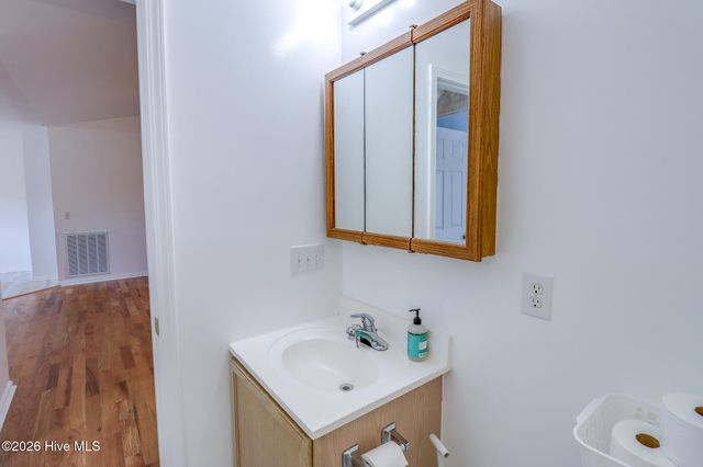 668 Westwood Road, Southport, NC 28461