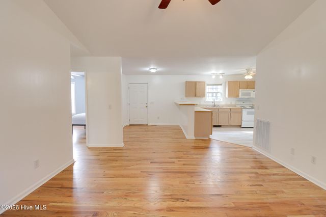 668 Westwood Road, Southport, NC 28461