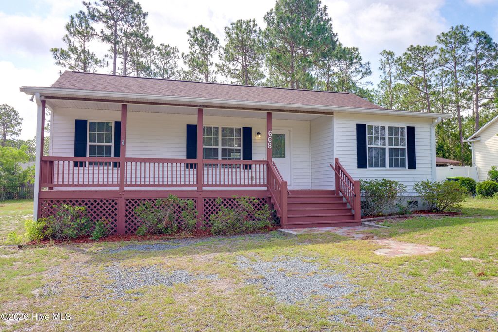 668 Westwood Road, Southport, NC 28461