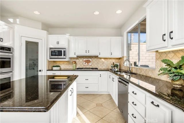 30 Sunswept Mesa, Aliso Viejo, CA 92656
