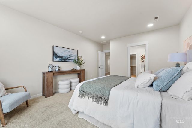 5874 N Garbo Ave, Meridian, ID 83646