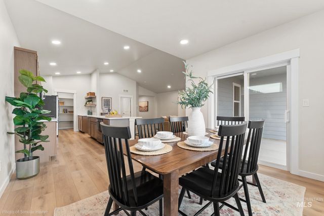 5874 N Garbo Ave, Meridian, ID 83646