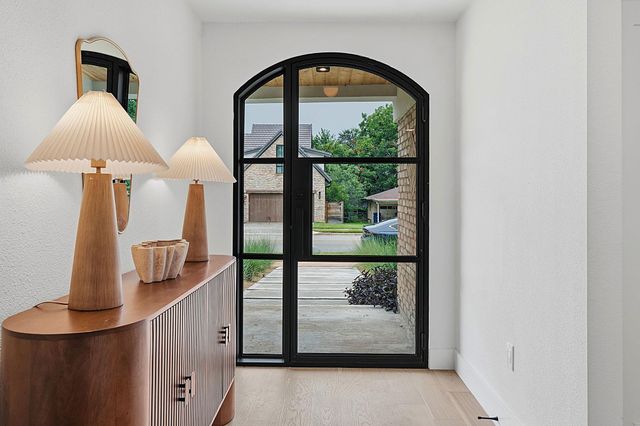 5810 Marilyn DR, Austin, TX 78757