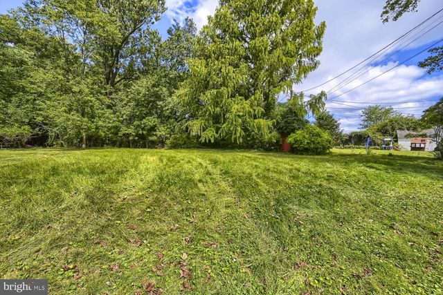6 WESTBURY RD, Lutherville, MD 21093