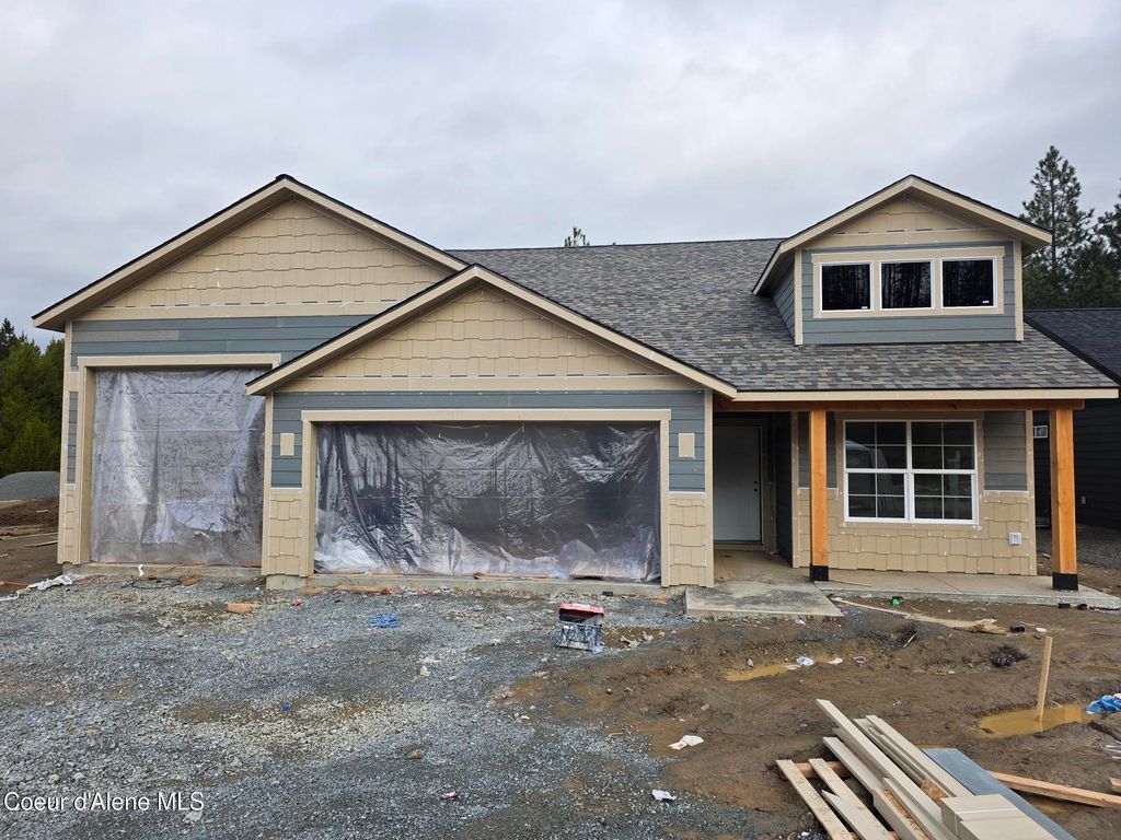 898 E Valley St S, Oldtown, ID 83822