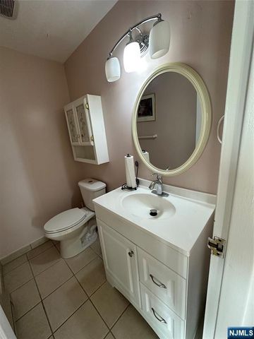 320 Anderson Avenue 3D, Fairview, NJ 07022