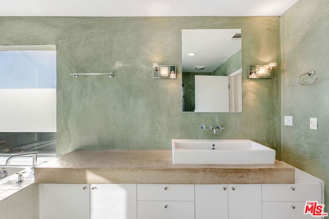 552 Grand Boulevard, Venice, CA 90291