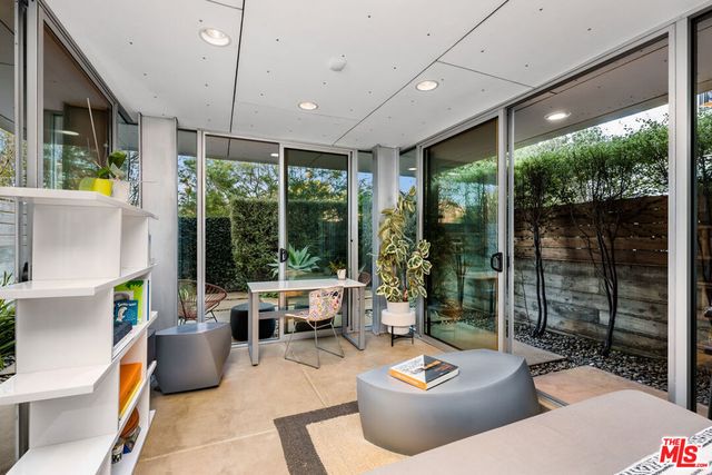 552 Grand Boulevard, Venice, CA 90291