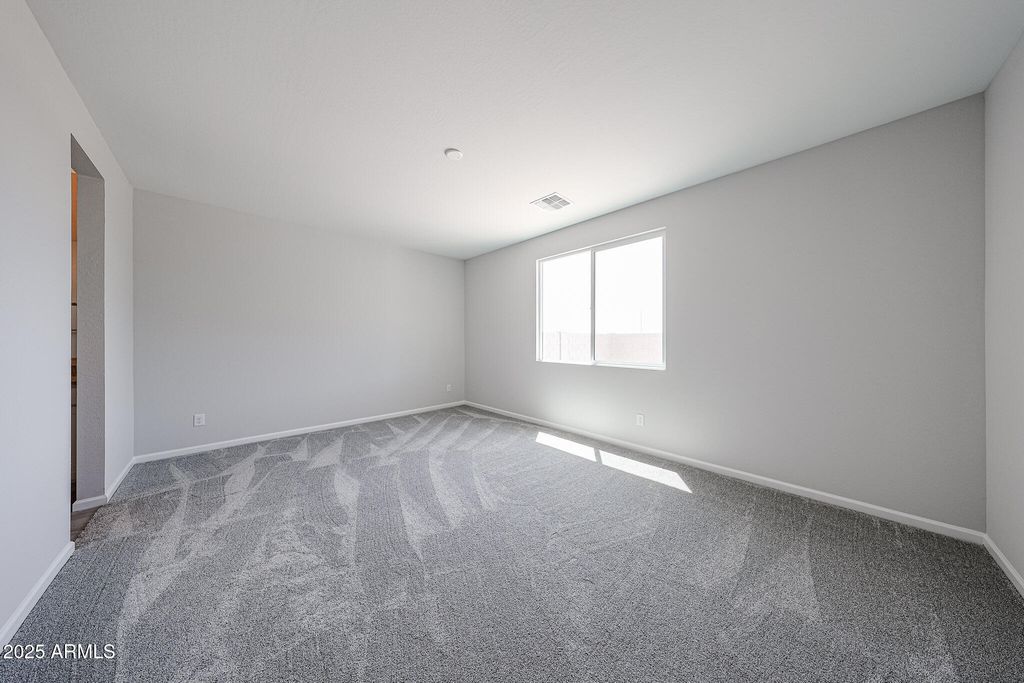 property-img