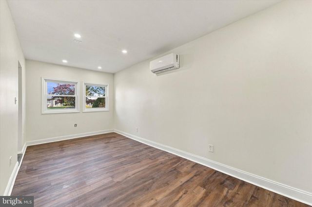 205 FAIRLAMB AVE, Havertown, PA 19083