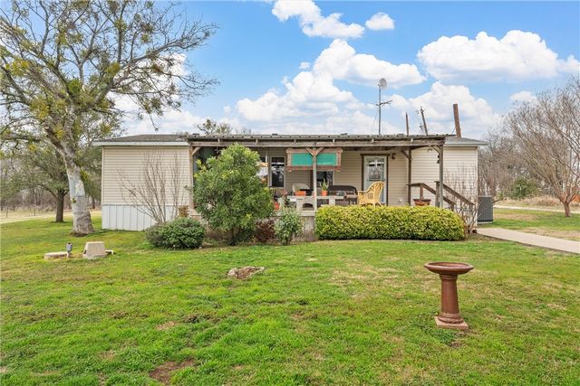 429 Water Tower Road, Axtell, TX 76624