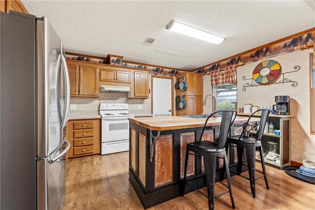 429 Water Tower Road, Axtell, TX 76624