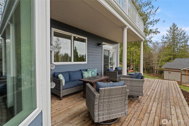 9916 NW Dishman Road, Bremerton, WA 98312