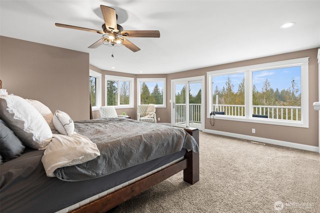 9916 NW Dishman Road, Bremerton, WA 98312