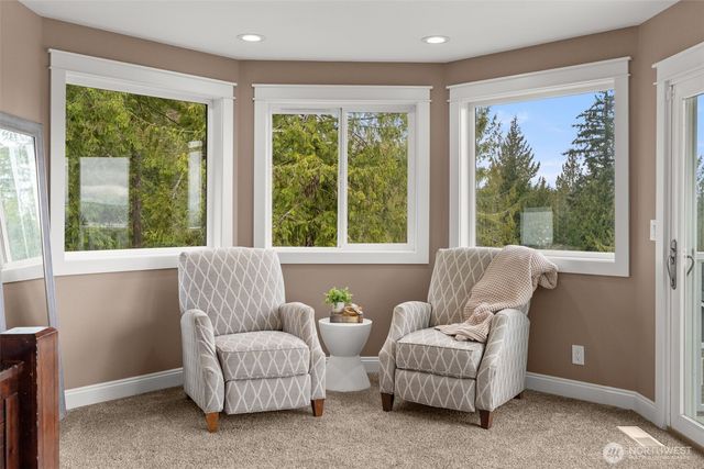 9916 NW Dishman Road, Bremerton, WA 98312