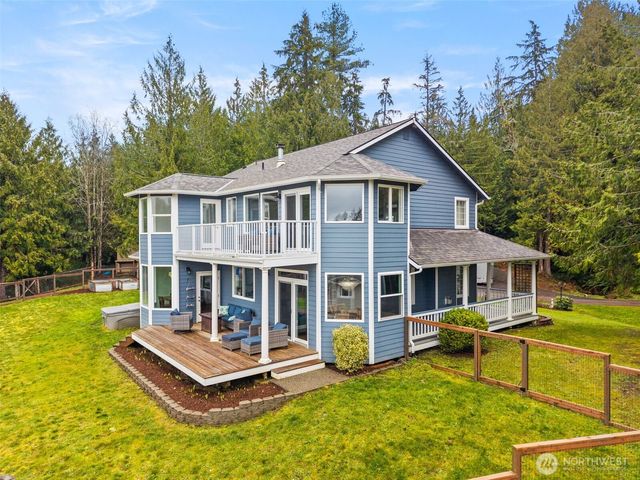 9916 NW Dishman Road, Bremerton, WA 98312