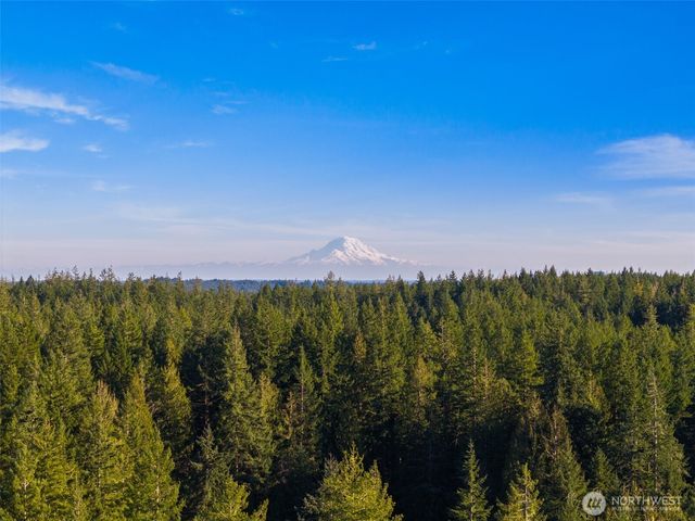 9916 NW Dishman Road, Bremerton, WA 98312