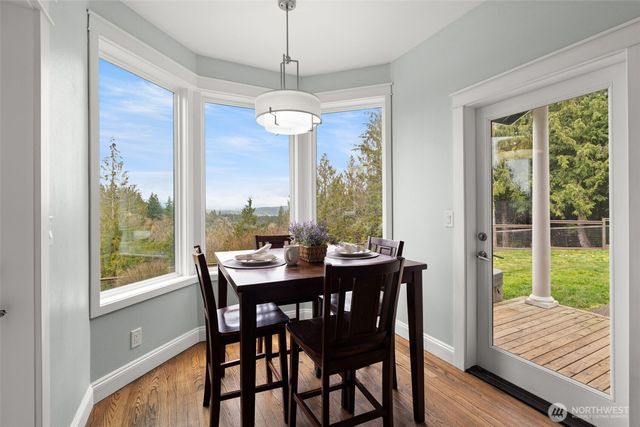 9916 NW Dishman Road, Bremerton, WA 98312