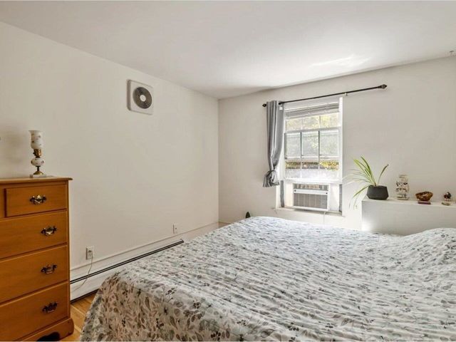 5 Hildred Drive, Burlington, VT 05401