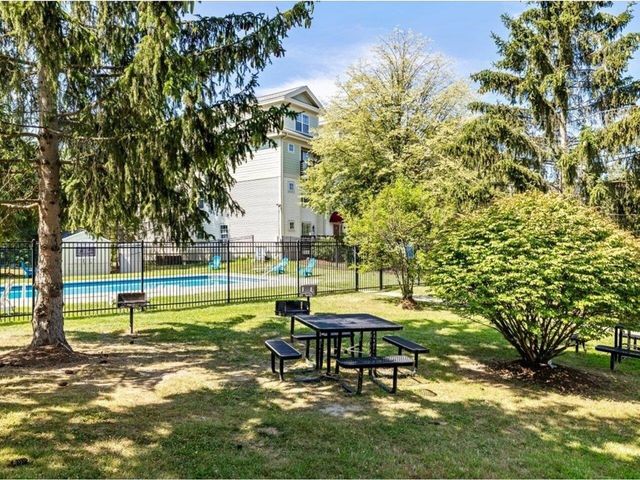 5 Hildred Drive, Burlington, VT 05401