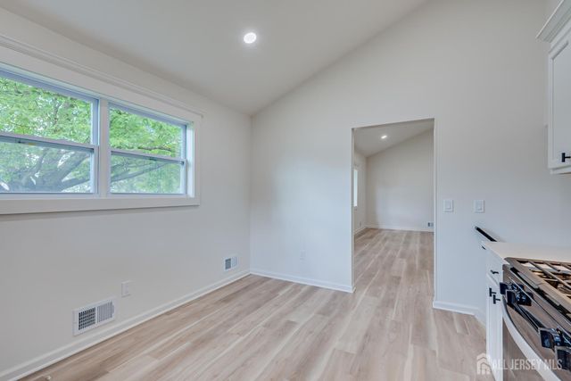 23 Nancy Circle, Edison, NJ 08817
