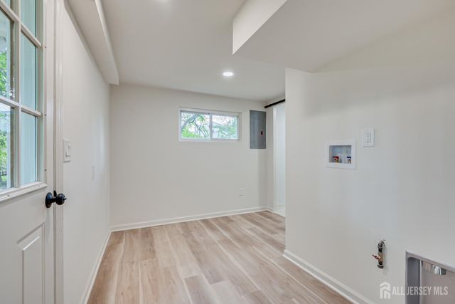 23 Nancy Circle, Edison, NJ 08817