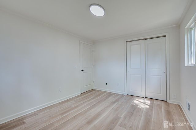 23 Nancy Circle, Edison, NJ 08817